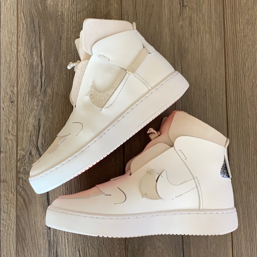NWT Nike vandalized LX - Picture 2 of 7